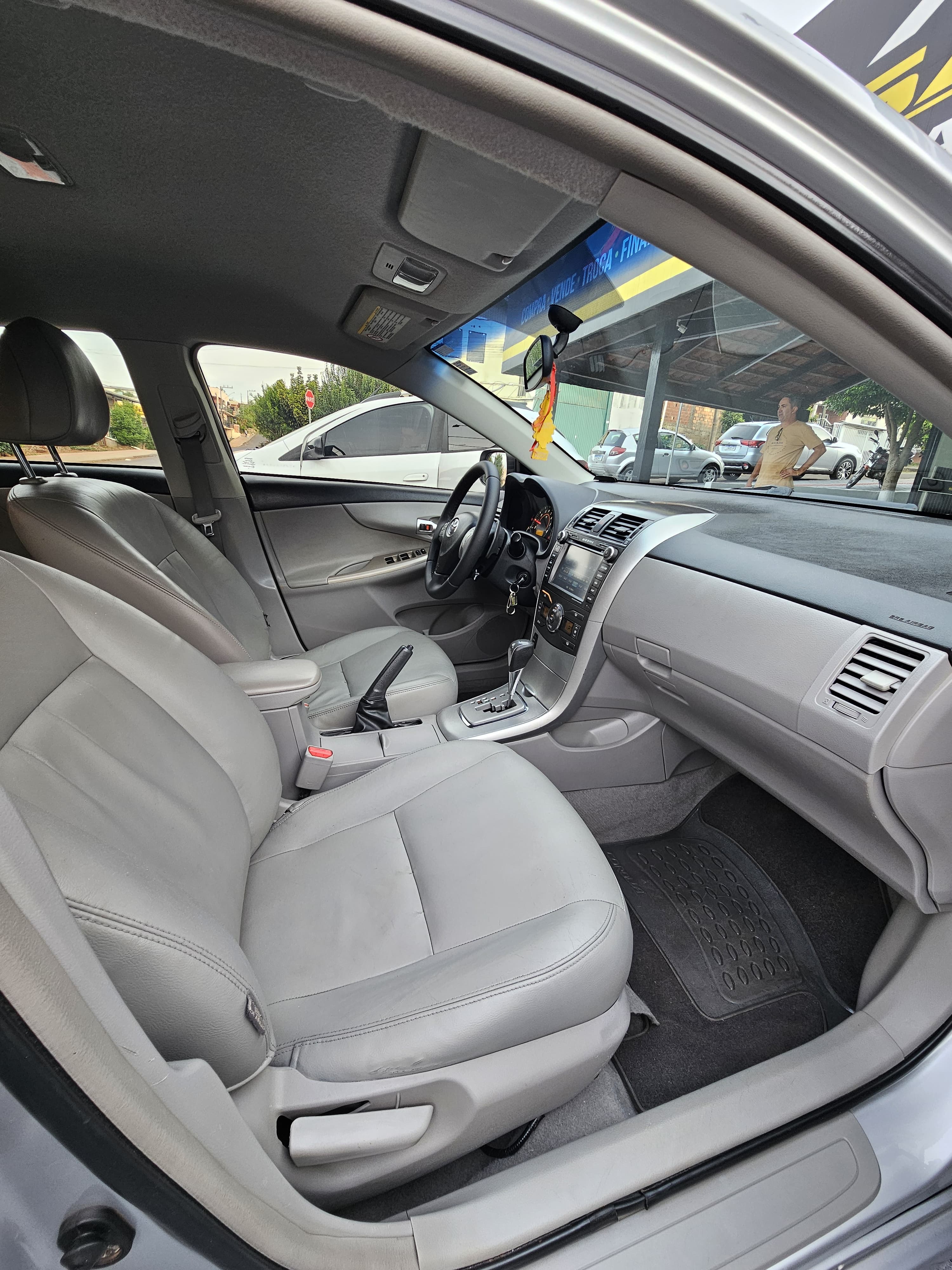 TOYOTA COROLLA XEI 